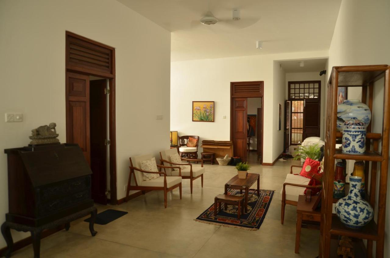 Hotel Sayura House Colombo Exterior foto