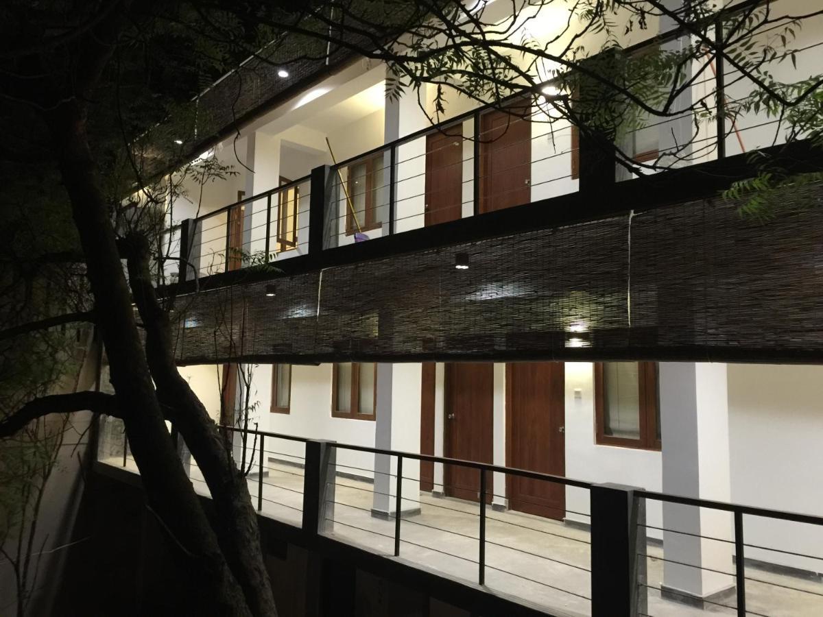 Hotel Sayura House Colombo Exterior foto