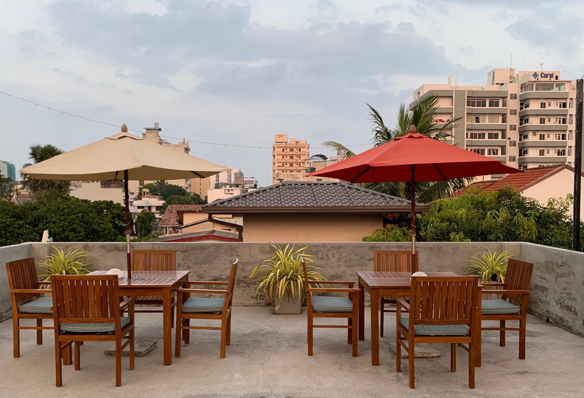 Hotel Sayura House Colombo Exterior foto