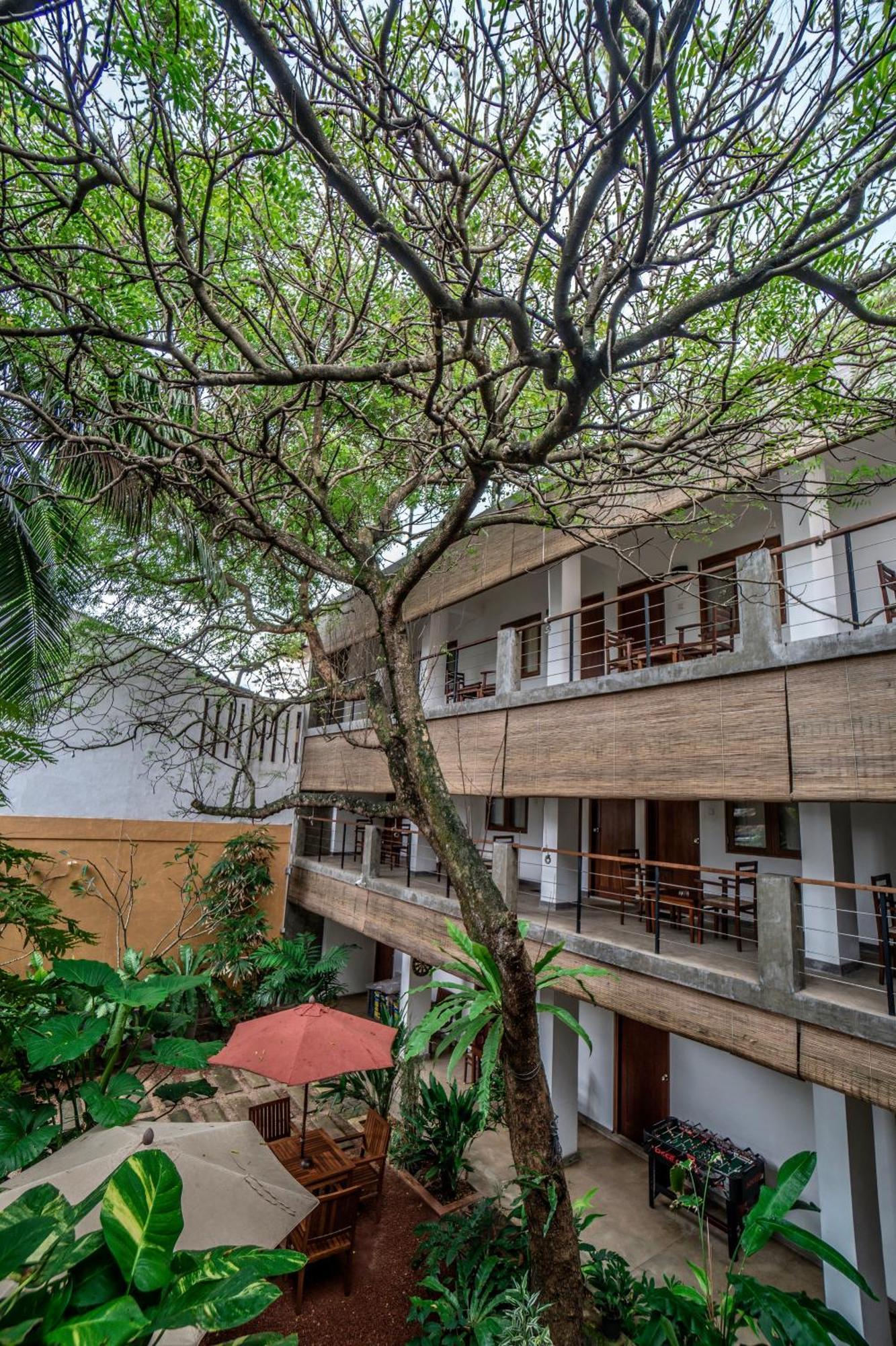 Hotel Sayura House Colombo Exterior foto